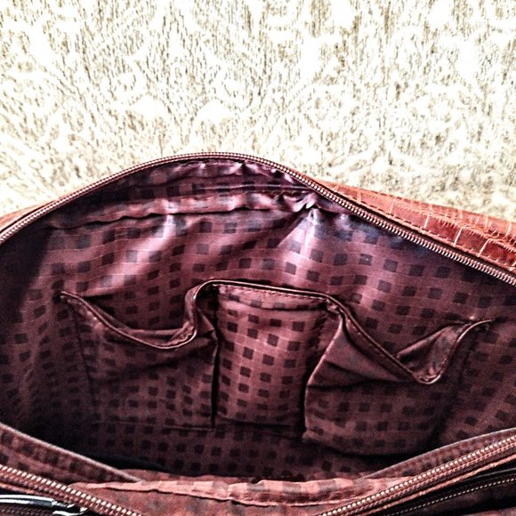 Marc Chantal M.C. Laptop Tote/Briefcase (Faux Leather?) 2-tone Brown Croc Print - Picture 10 of 16